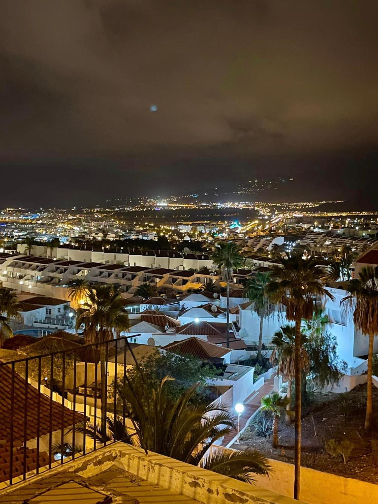 Tenerife Holidays 아데제 외부 사진